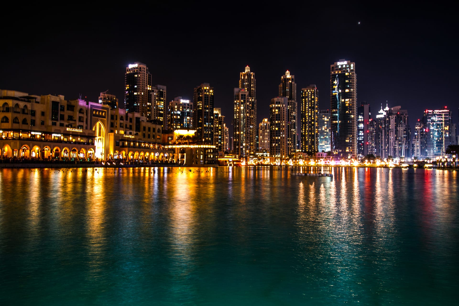 Dubai retail district at night